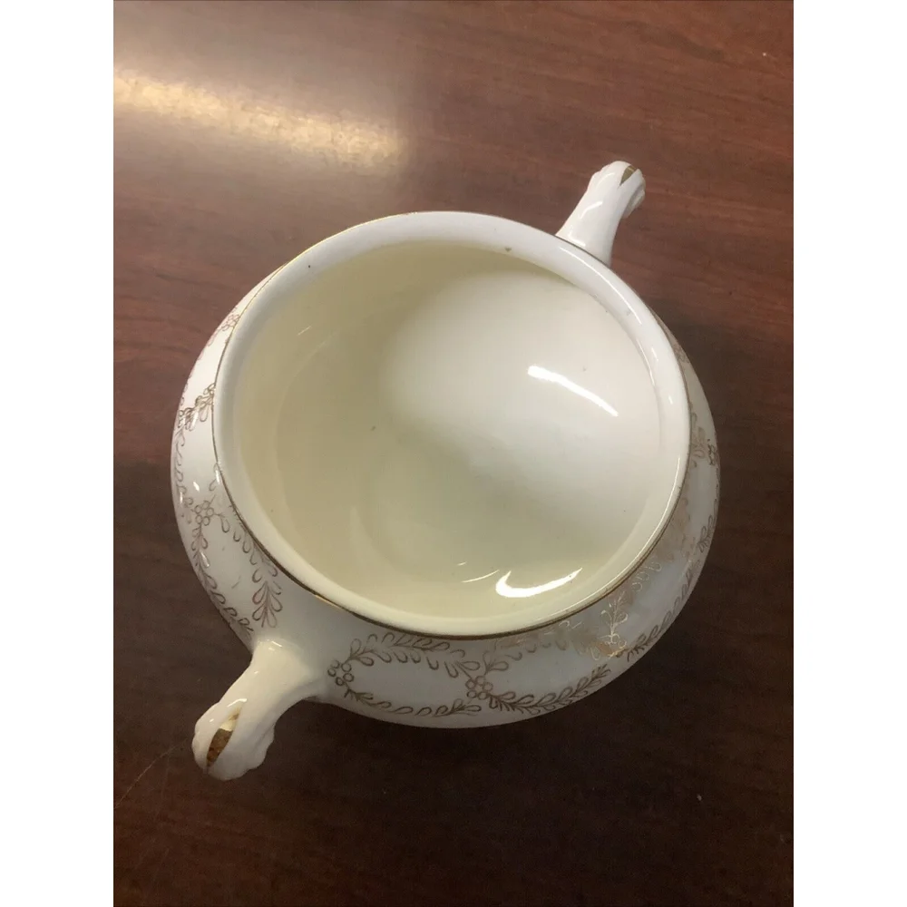 VINTAGE HOMER LAUGHLIN EGGSHELL NAUTILUS C46N5 FLORAL Sugar And Creamer